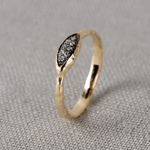 BLACK DOTS | Ring schwarz rhodiniert einzeln + Diamant 0,04 ct