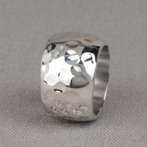 Ring Silber konvex Hammerschlag