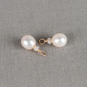 PEARLS  | Ohranhänger G14K Weiße Perle + Rohdiamant
