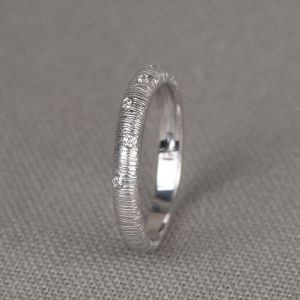 SPARKLE | Ring Ohrstecker whitegold G14K + dia 0,05 ct