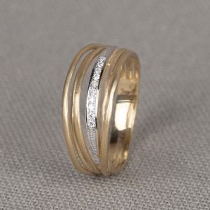 WAVY | Ring Drahtreihe klein G14K + dia 0,05 ct