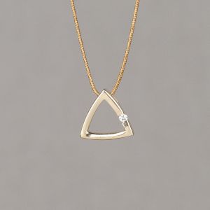 KLASSISCH | Dreieckiger Anhänger G14K + 0,03 ct Diamant.