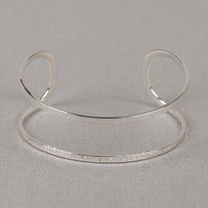 Klammer silber gehämmert doppelt