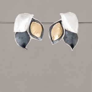 Dreifarbiger Schwalbenohrstecker