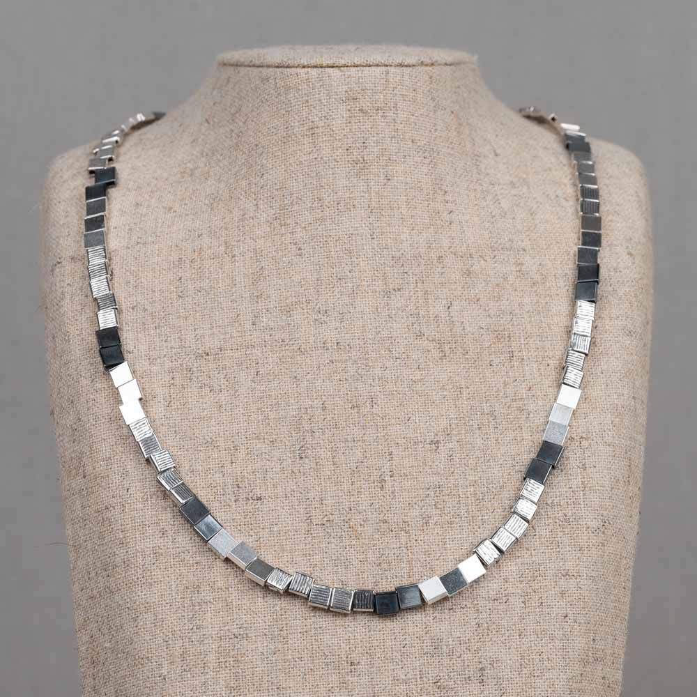 Halskette 45 cm Silberwürfel + Oxy