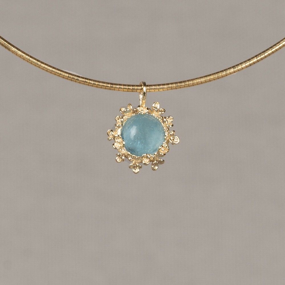 BLOSSOM GEMSTONES | Anhänger Blüte + Milchiger Aquamarin