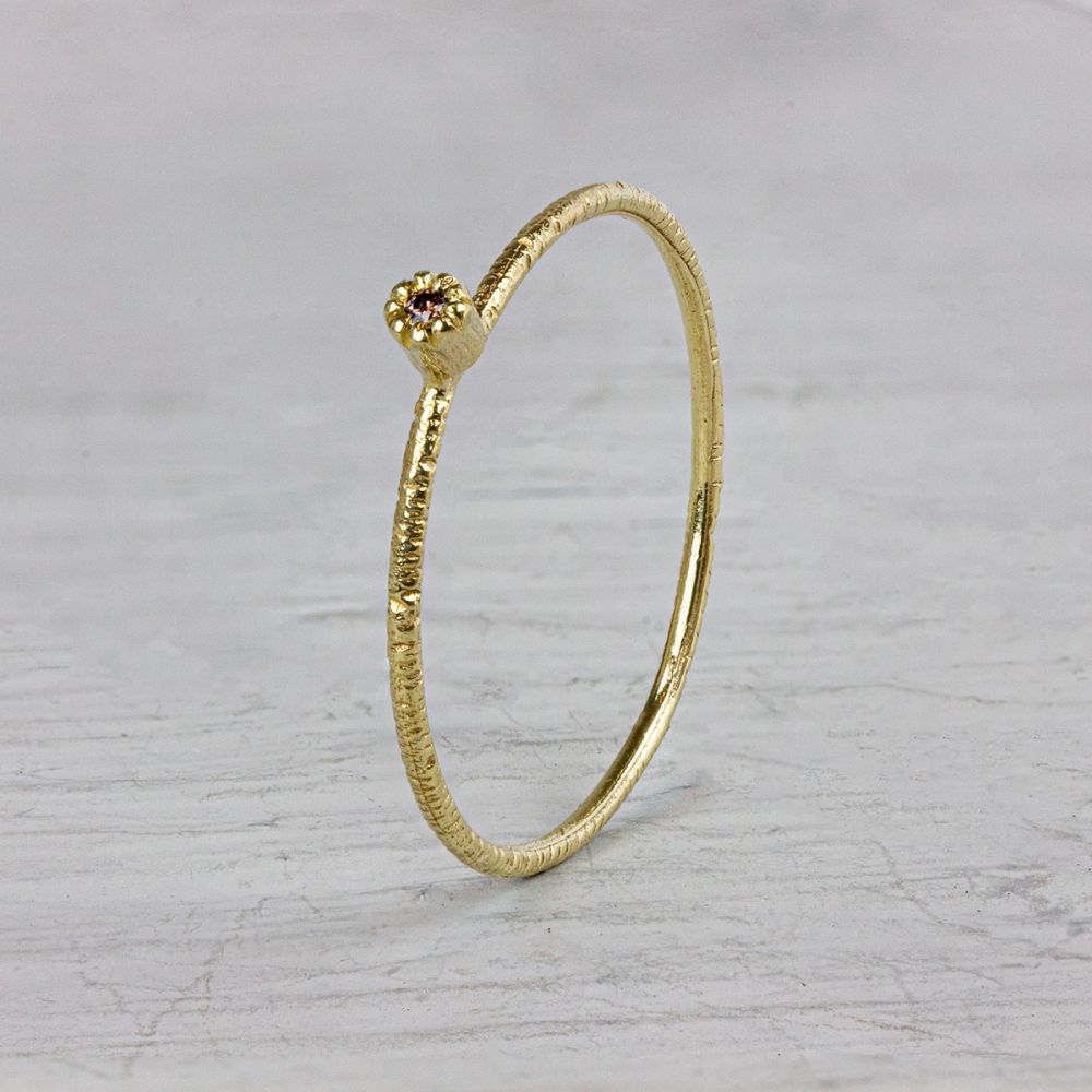 Ring NOOR Blume brauner Diamant 0,01 ct