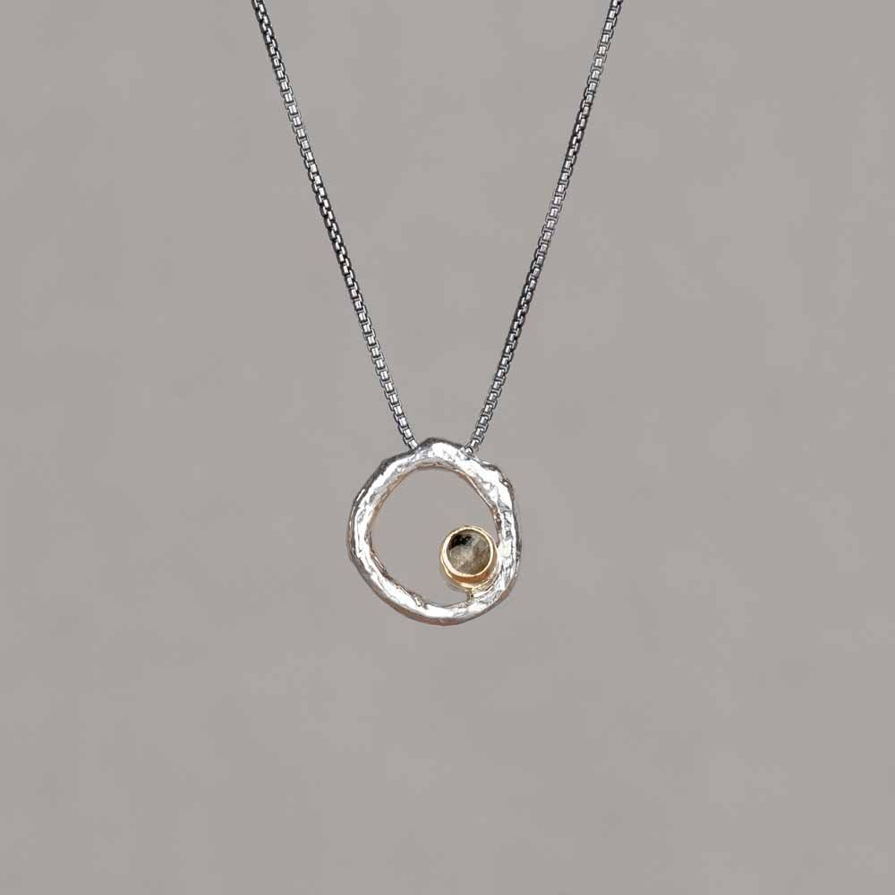 Halskette Oxy glänzender Kreis + 9 Karat + Labradorit