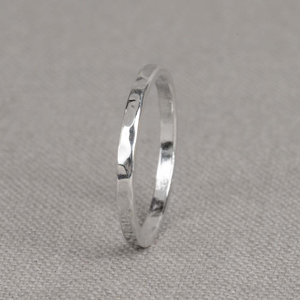 Ring glänzend silber schmal