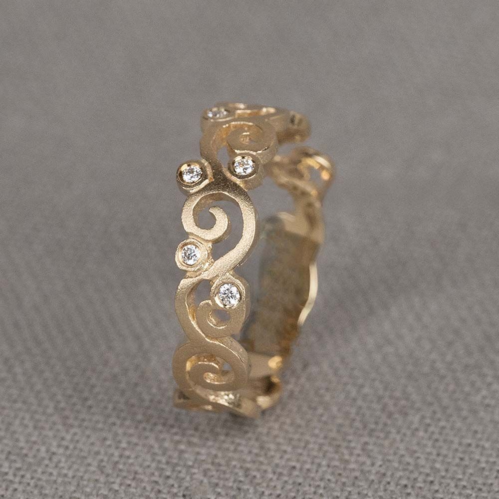 BOHO | Ring klein G14K + dia 0,06 ct