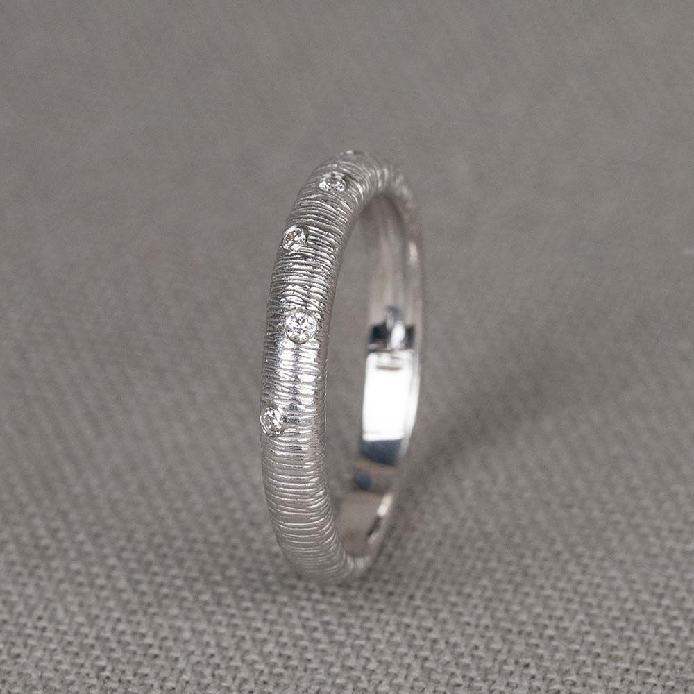 SPARKLE | Ring Ohrstecker whitegold G14K + dia 0,05 ct