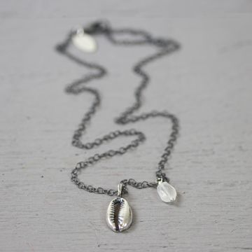 Collier SCHELP zilver oxy + Maansteen 