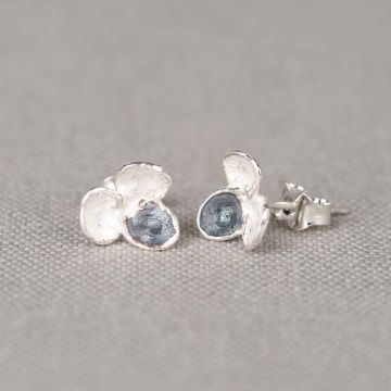 Silver earrings with 3-leaf clover