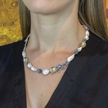 Collier bladvormig