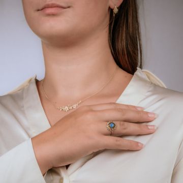 BLOSSOM GEMSTONES | Ring 14 Karat Goldblüte + Labradorit