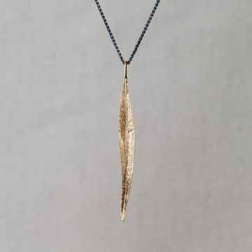 LEAVES | Collier zilver oxy + G14K lang blad + Dia 0,04 ct