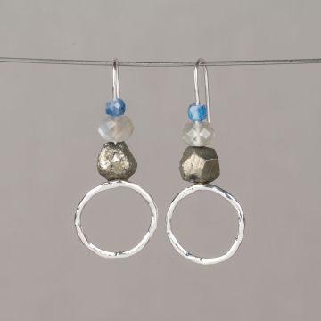 Oorhanger zilver + Trio edelsteen Aqua, Kyaniet + Pyriet