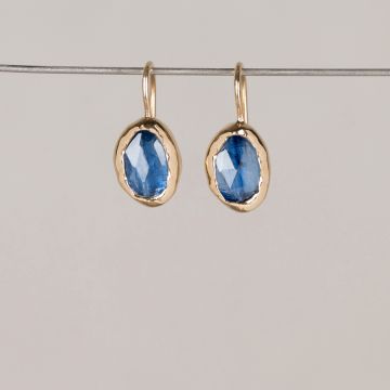 Boucle d’oreille Pendante Argent Doré + Cyanite Petite Goutte