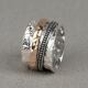 Ring met stoere bandjes