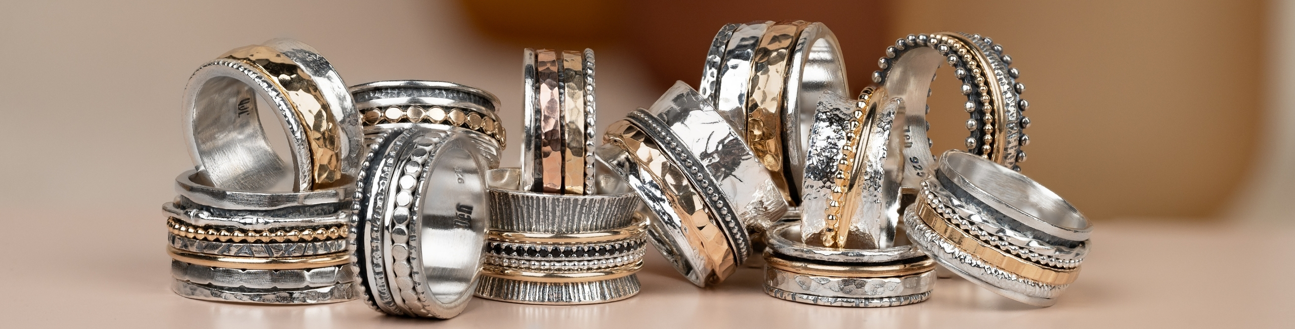 Banner homepage Hÿva (2560 x 450 px) - 1